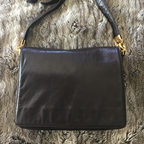 Vintage Perlina Crossbody Messenger Leather Bag - Picture 2 of 8